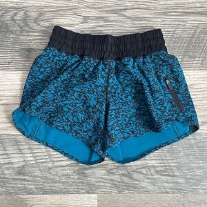 lululemon athletica tracker Athletic Shorts women’s size 4